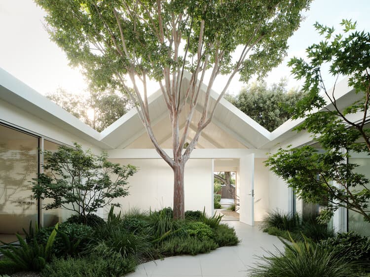 Requiem of a Dream Home – The Renovation of the Eichler Twin Gable House