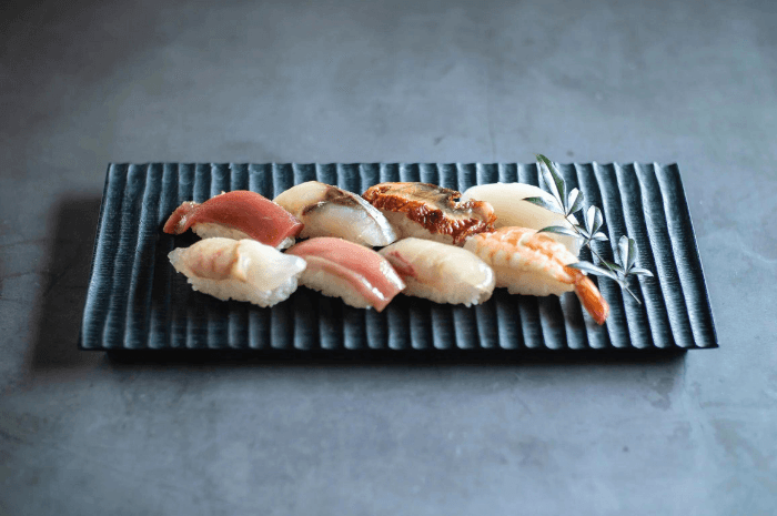 New at OEN – Tsuki-jiri Plate Collection