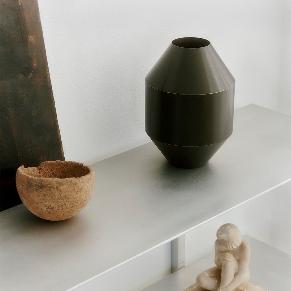 Transforming Tradition – Hydro Vases by Sofie Østerby