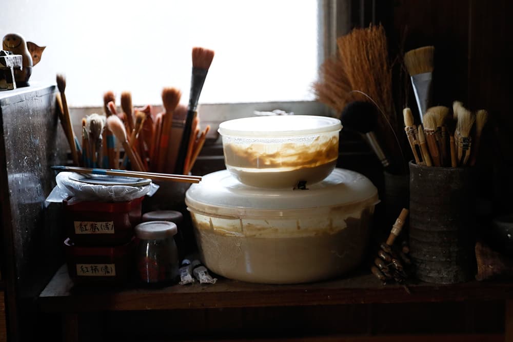 Inside the Pottery Studio of Japanese Potter Makoto Asebi — image 13