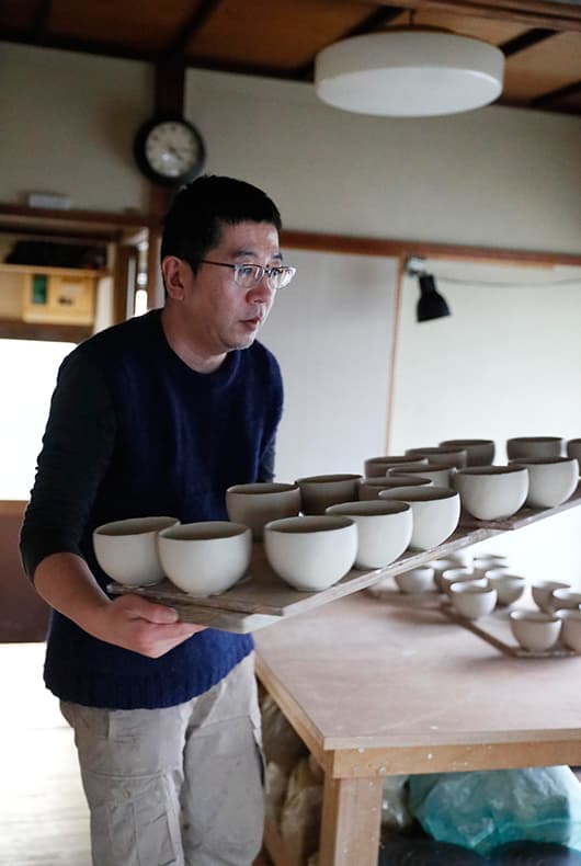Inside the Pottery Studio of Japanese Potter Makoto Asebi — image 16