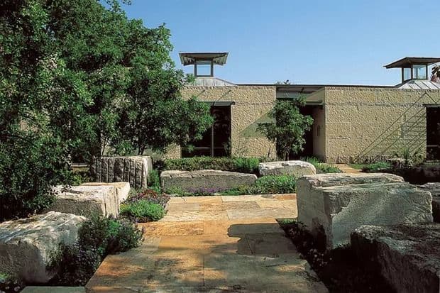 Admiring the work of Lake Flato Architect Studio