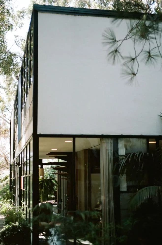 An Eclectic Mix of Design – Eames House & Los Angeles Architecture — architectural view 2