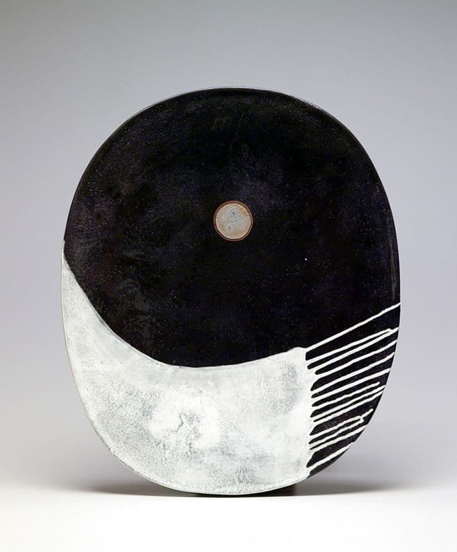Between Painting & Sculpture – Handmade Oval Ceramic Forms by Jun Kaneko