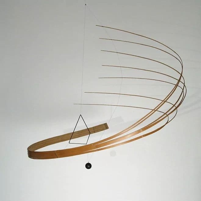 Defying Gravity – Bamboo Mobile Sculptures by Laurent Martin-Lo — sculptural work 3