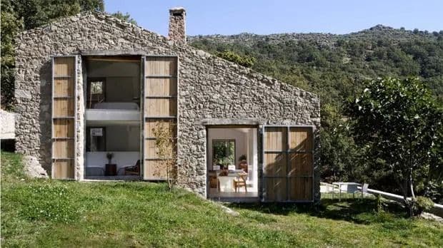 Estate in Extremadura by Abaton Architect Firm