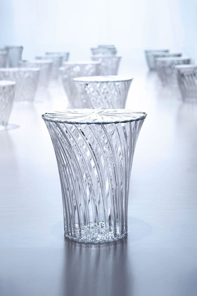 Experimenting with Light & Space – Conceptual Art by Tokujin Yoshioka