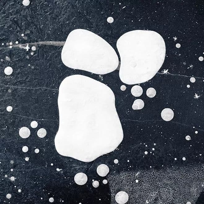 Frozen Surfaces & Ice Formations – Photography by Ryota Kajita — photograph 3