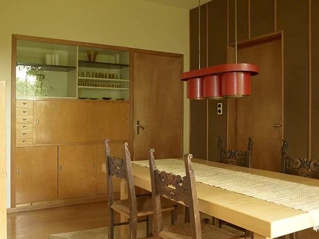 Handcrafted Modern Europe: At Home with MidCentury Designers by Leslie Williamson — photograph 1