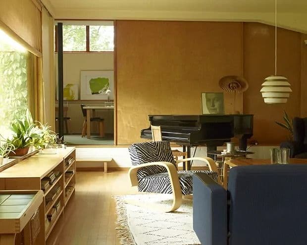 Handcrafted Modern Europe: At Home with MidCentury Designers by Leslie Williamson — photograph 3