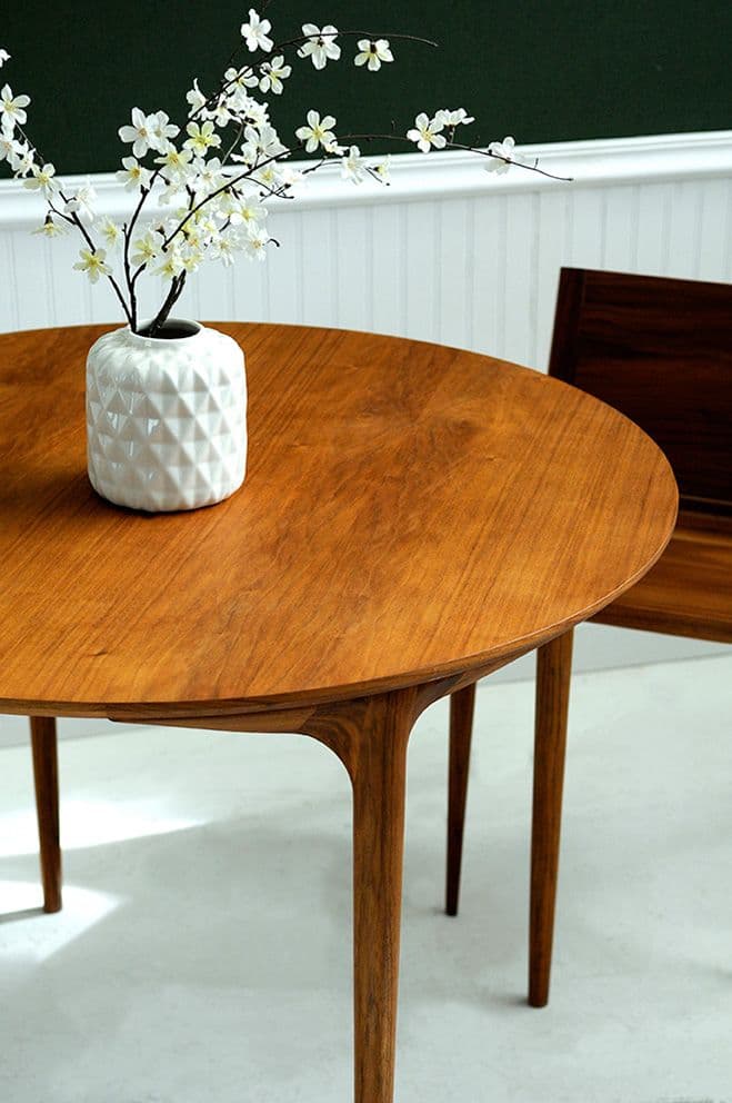 Love for Nature, Respect for Ingenuity – Wood Furniture by Studio Dunn — furniture detail 1