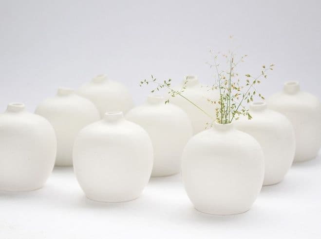 Muhayu Pottery – Hand Crafted Vessels by Korean Maker Yeong Tak Han