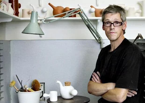 Stoneware and Ceramic Design Works by Ole Jensen — architectural view 1