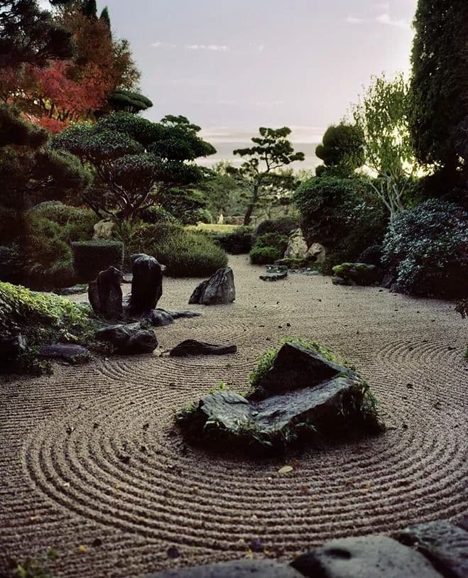 Zen Gardens & Outdoor Spaces by Photographer Bruno Suet — photograph 3