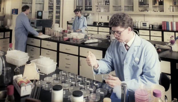 unTitle Sequence by Martijn Hogenkamp & Marvin Koppejan