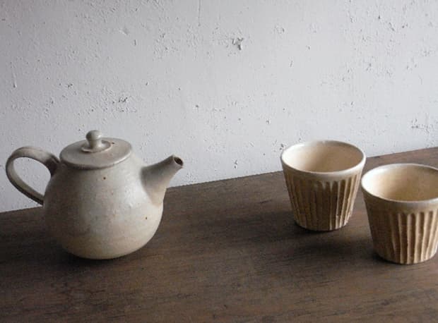 Functional Ceramics by Daisuke Kameta