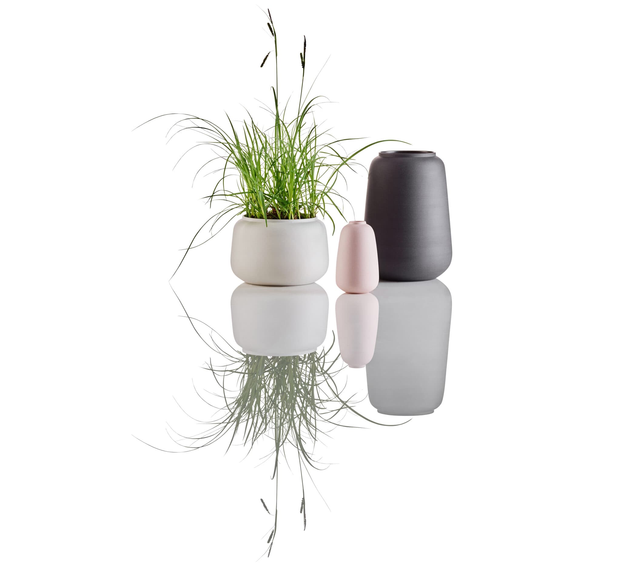 Nordic Simplicity – Vessels by Danish Ceramic Studio & Designer Ditte Fischer