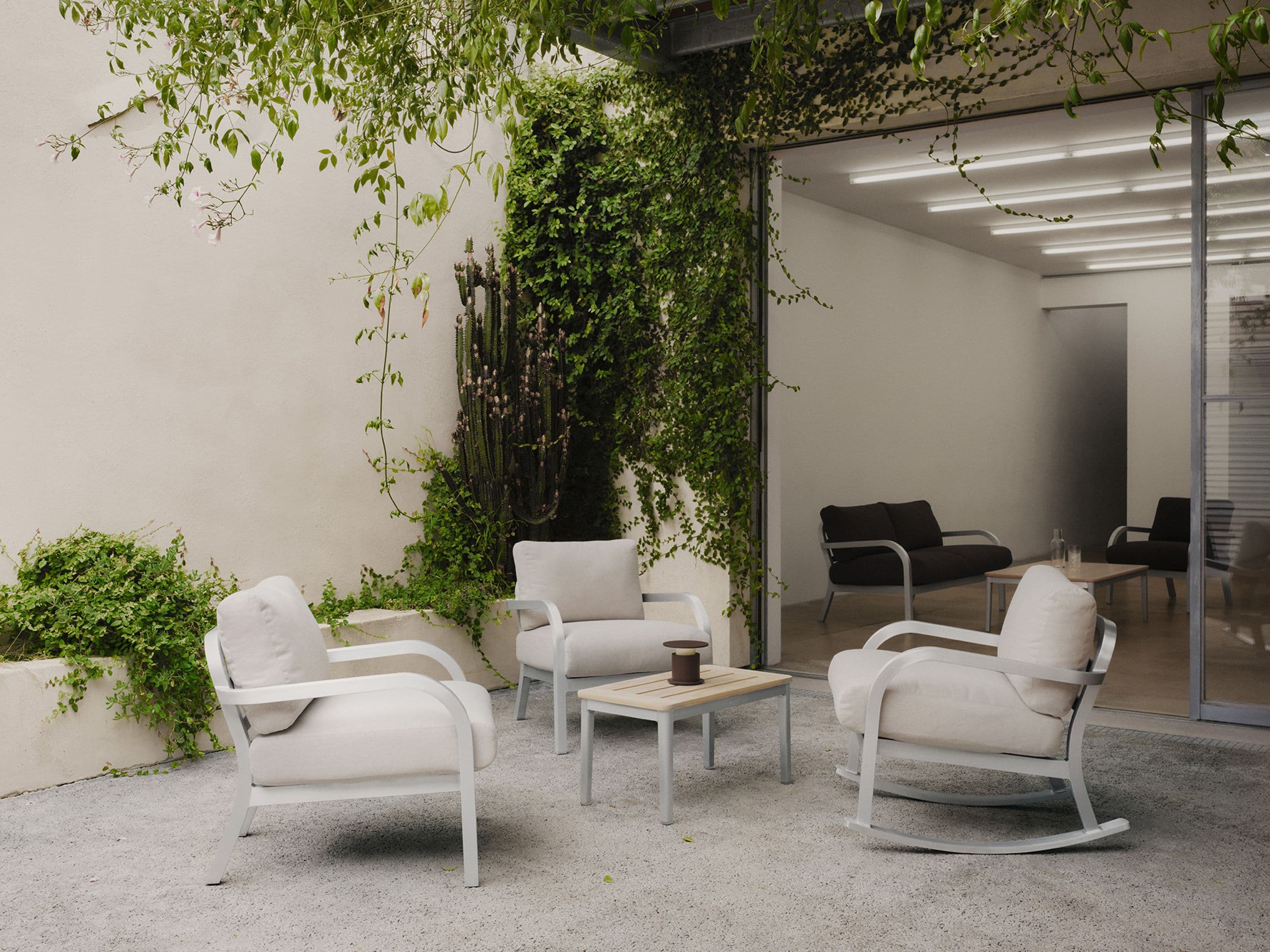 We Make Chairs – Short Film on American Furniture Manufacturer Emeco