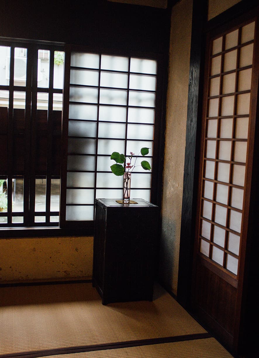 Natural Beauty – A Visit to Japanese Potter Kawai Kanjiro’s House in Kyoto — photograph 1