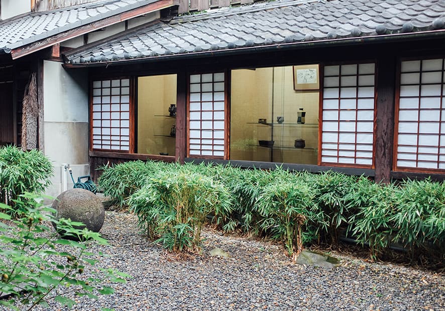 Natural Beauty – A Visit to Japanese Potter Kawai Kanjiro’s House in Kyoto — photograph 3