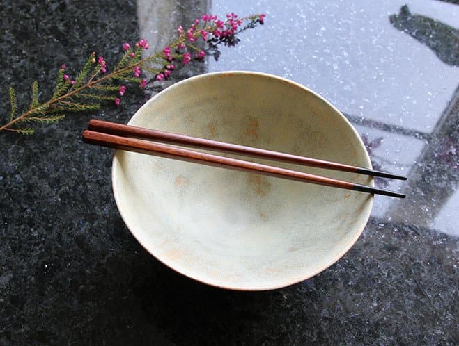 New at OEN Shop – Chopsticks and Lacquer Lunch Boxes by Maiko Okuno — product detail 3
