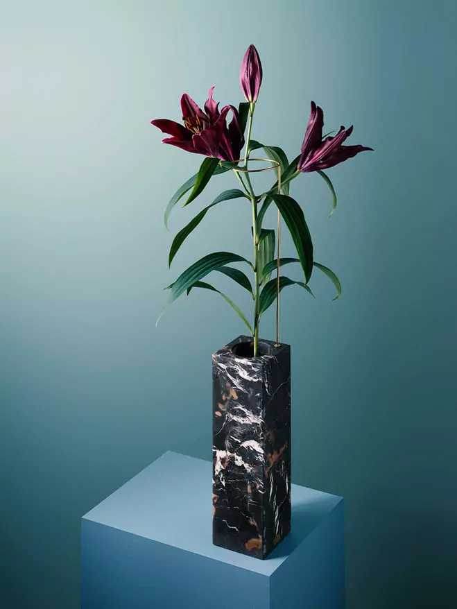 From Photography to Real Life – Postures Vases by Carl Kleiner & Bloc Studios