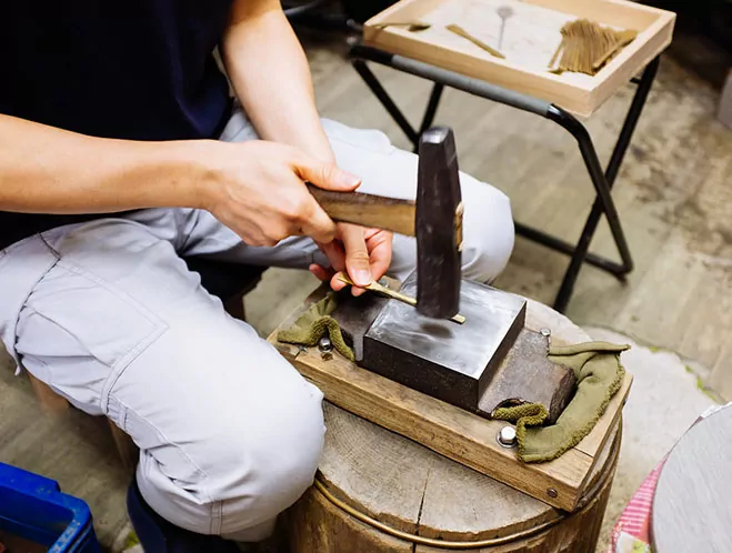 New Feature – Inside the Studio of Japanese Metalworker Rieko Fujimoto