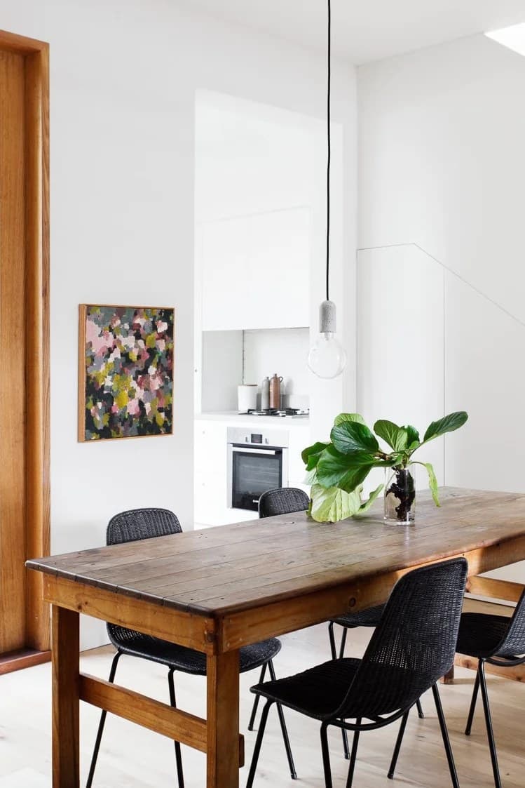The Allure of Nature – Paintings by Australian Abstract Artist Hannah Fox