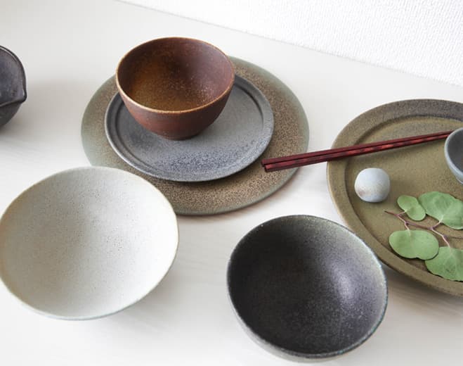 New at OEN Shop – Mushimegane Books Pottery Now Available for Pre-Order