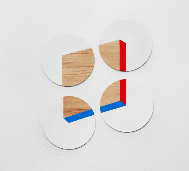 Opposites Attract – A Study of Blue and Red by Haruka Aramaki