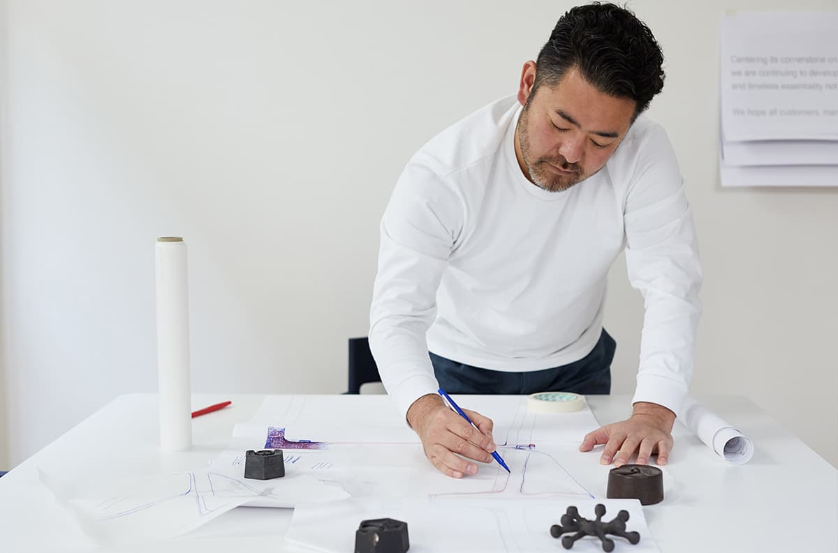 New Feature – Interview with Japanese designer Kensaku Oshiro
