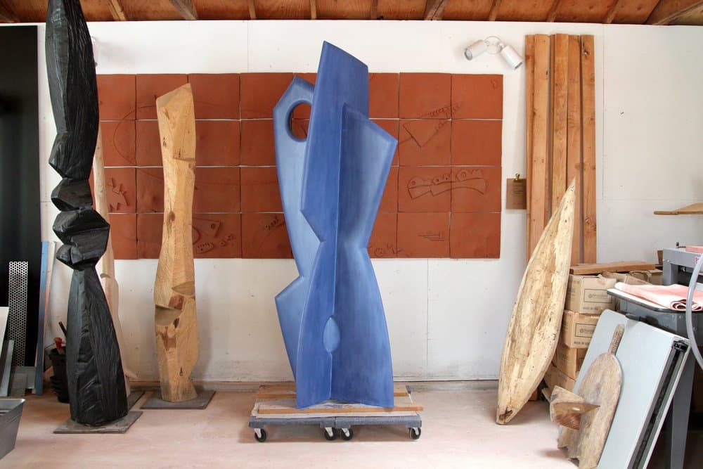 Contrasting Art & Craft – Wood Sculpture by Maker Fitzhugh Karol