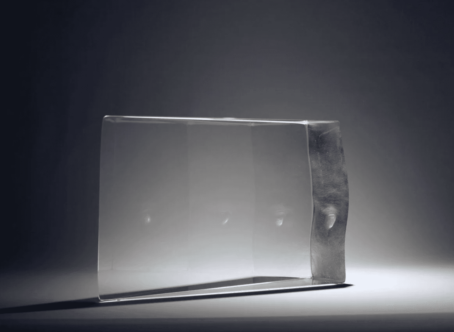 Guiding Forms – Glass Prism Sculptures by Aurelie Abadie & Sauques Samuel