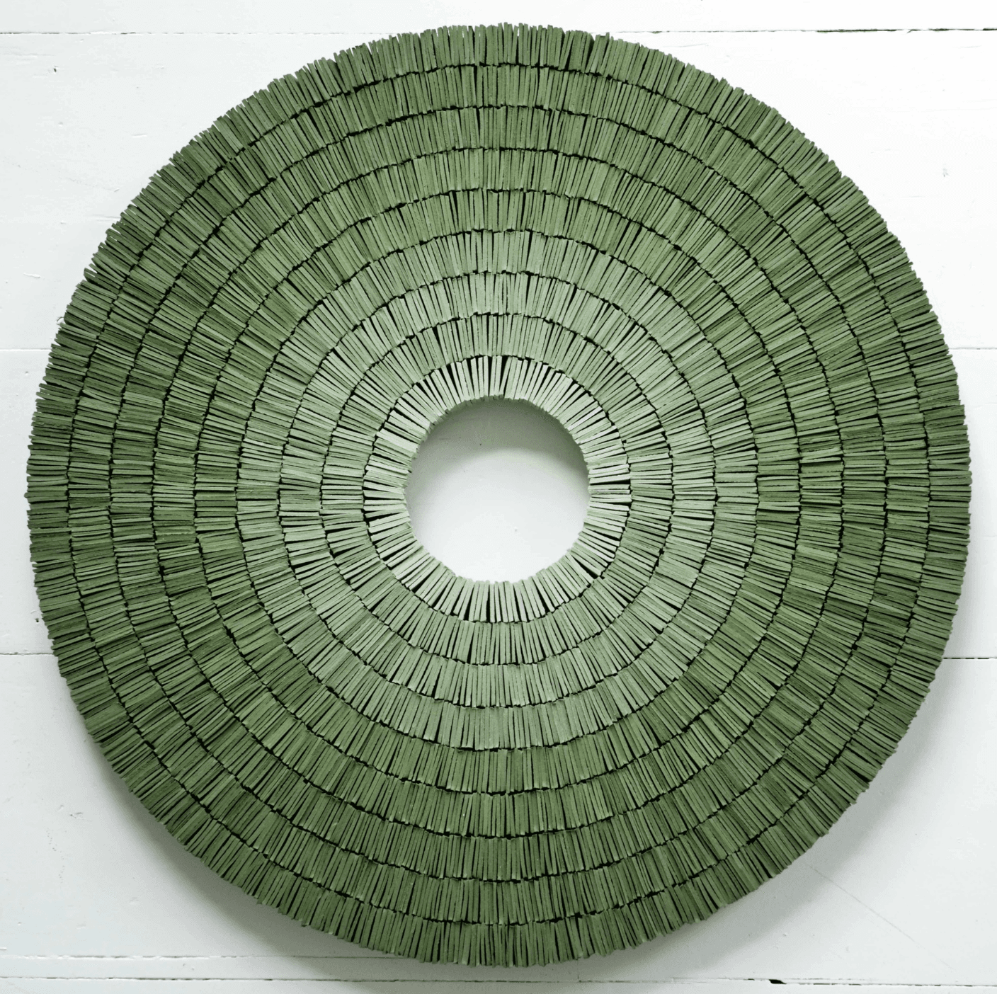 Cascade Through the Landscape – Ceramic Art by Lucas Ferreira