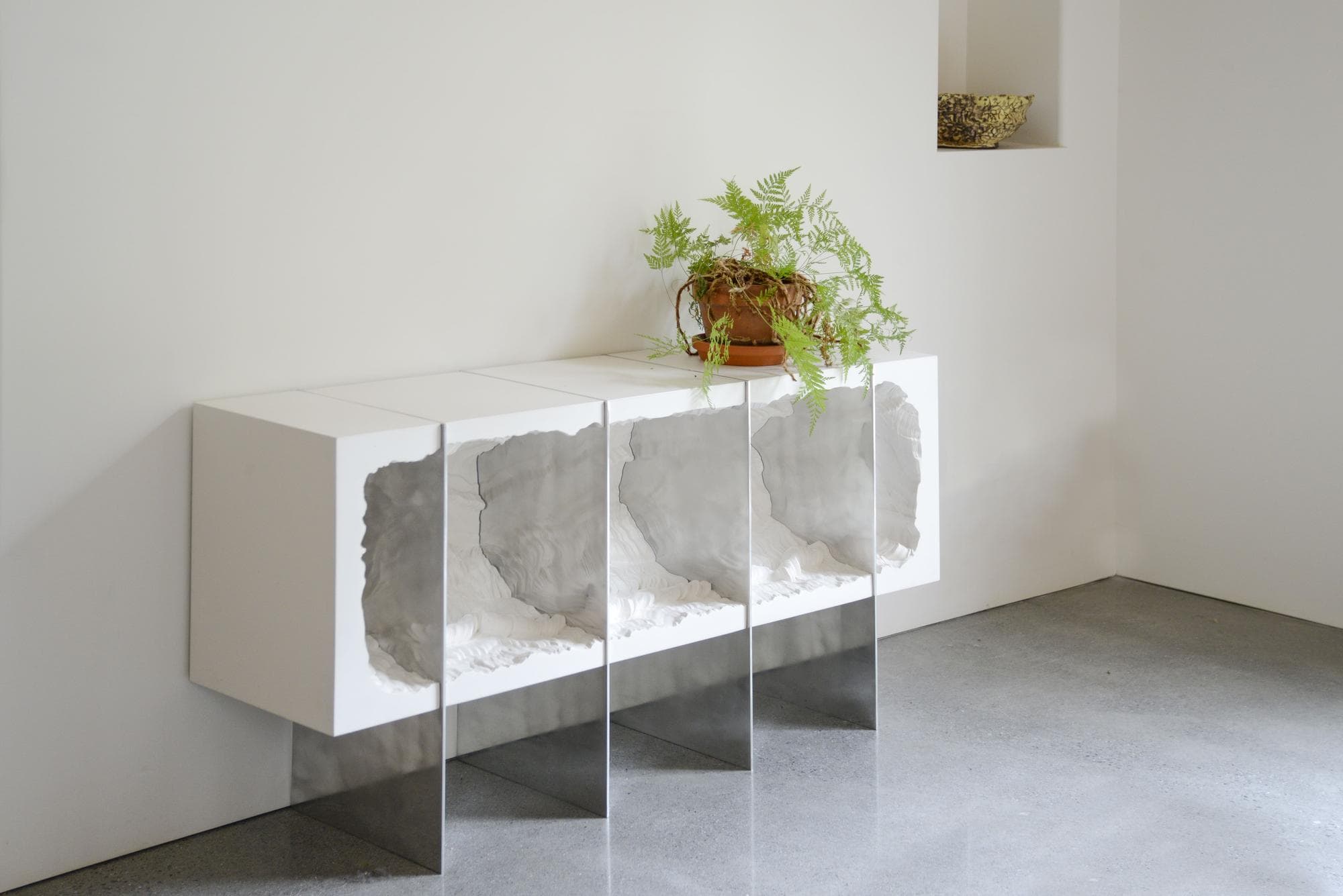 Nature as a Centrepiece – Furniture Design by Simon Johns