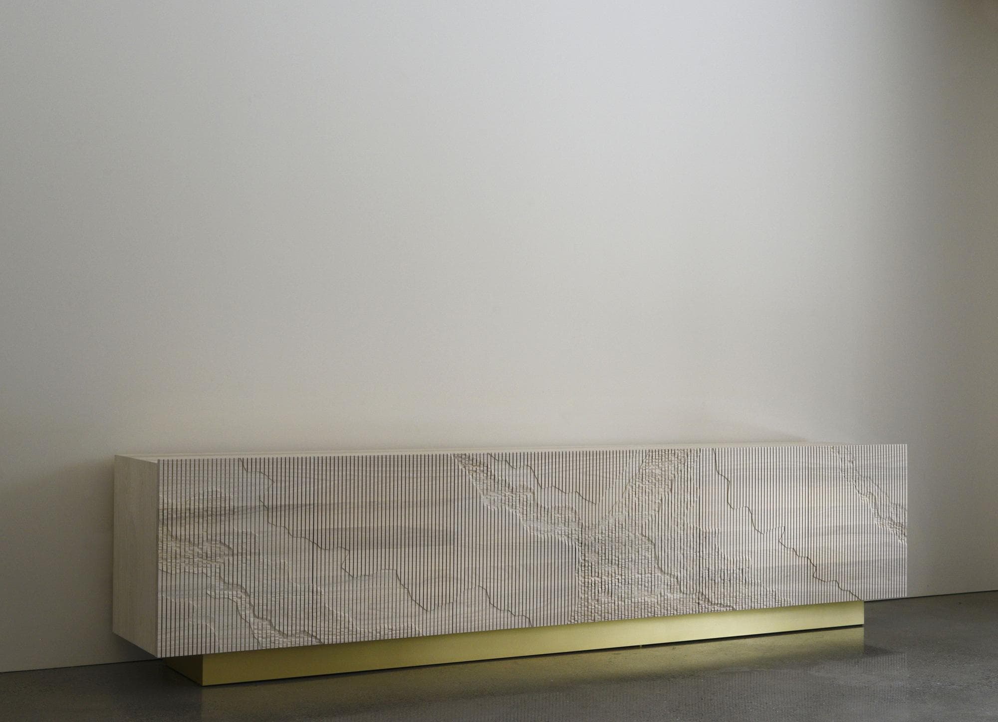 Nature as a Centrepiece – Furniture Design by Simon Johns