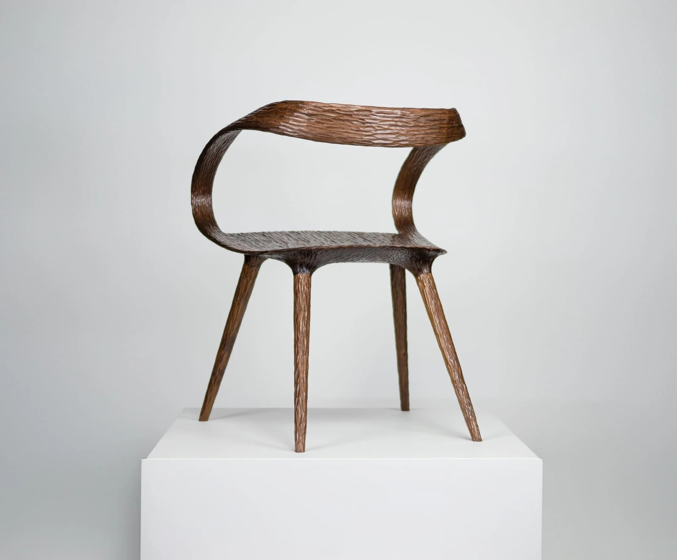 Seamlessly Flowing – Velo Chair Series by Jan Waterston