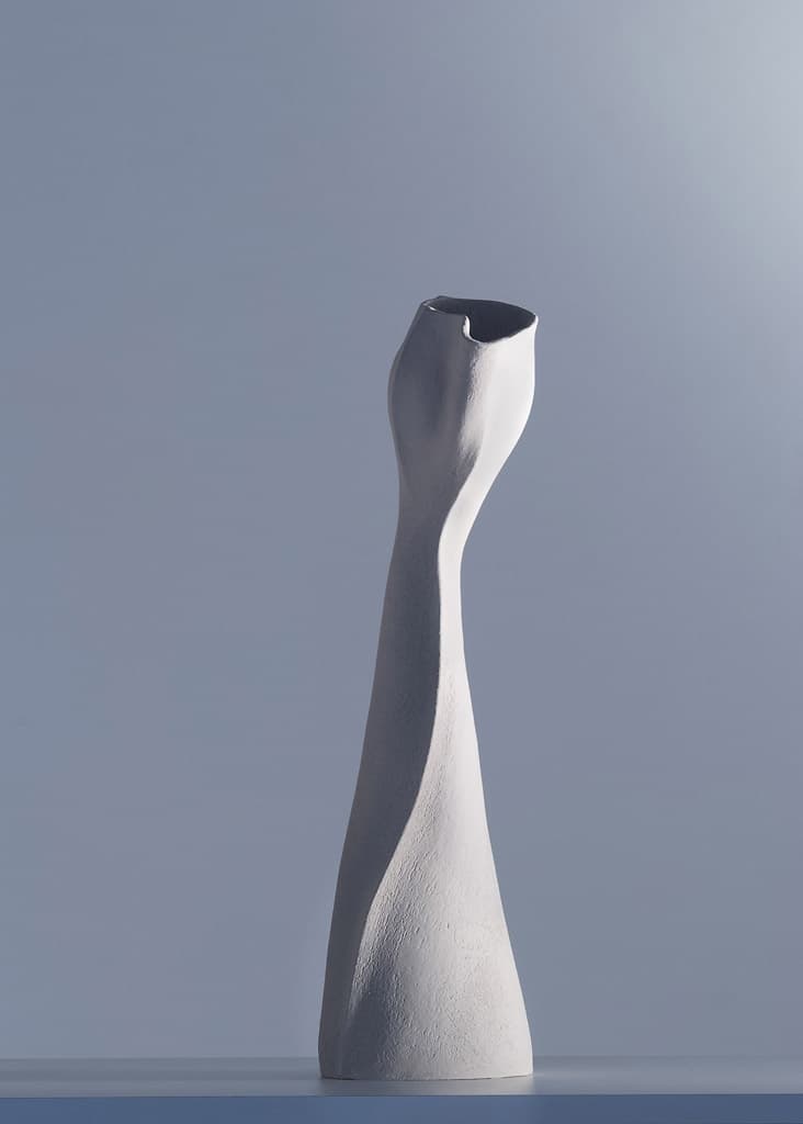 Without Losing Balance – Ceramic Sculpture by Kaat Pauwels