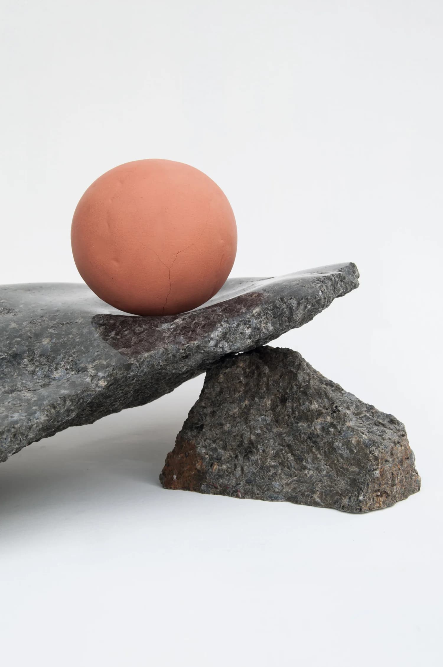 Sensorial Sculpture – The Stoneware Ritual by Kaja Dahl