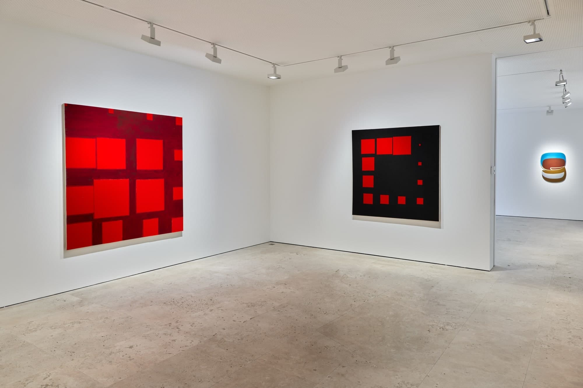Structuring Light, installation views, MARUANI MERCIER, Belgium, April 24–June 11, 2022