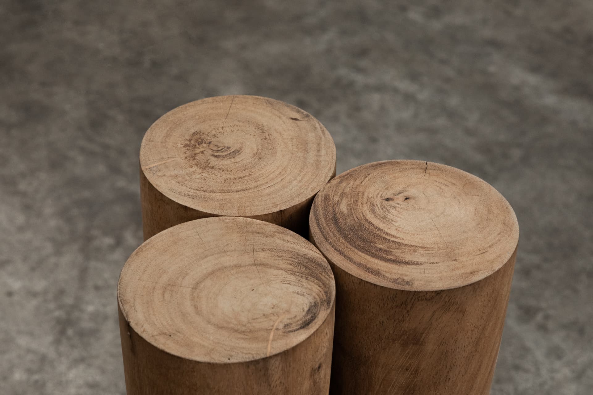 EWE Copal Side Table in Parota wood: three circular tabletop faces