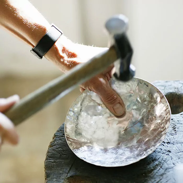 A Subtle Balance – Silver Objects Crafted by Josephine Lützel