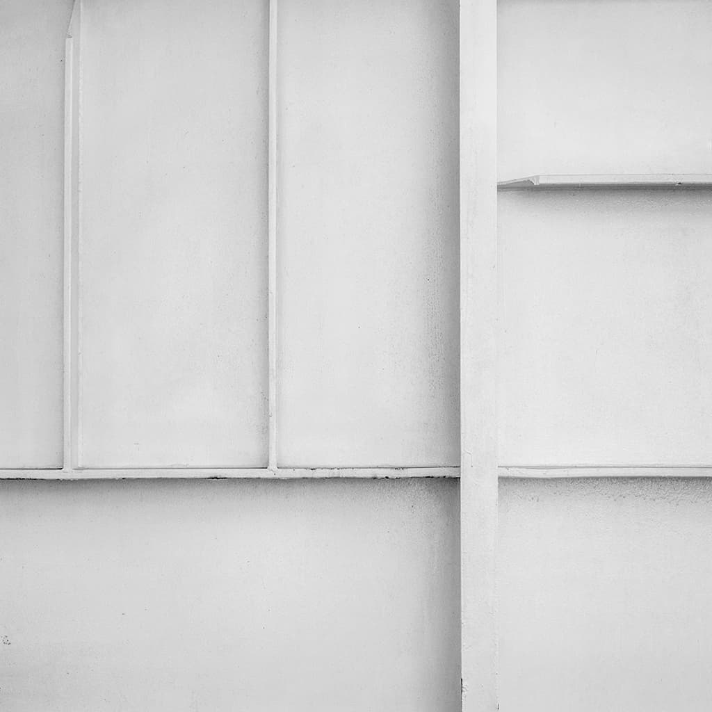 Whitescapes 36 — vertical ribs crossing a horizontal ship seam (2014 award submission)