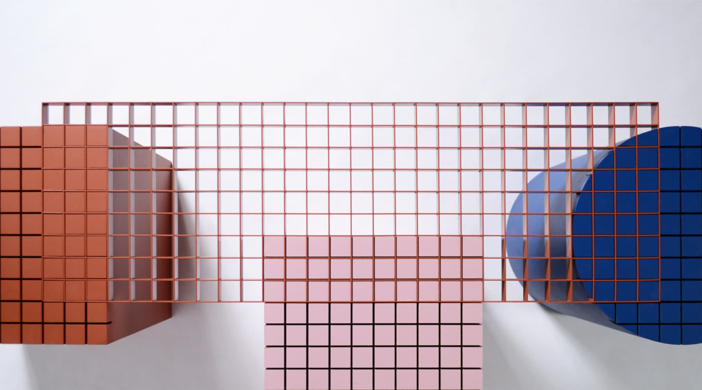 Urban Shapes: the metal grid connector and grooved modular supports