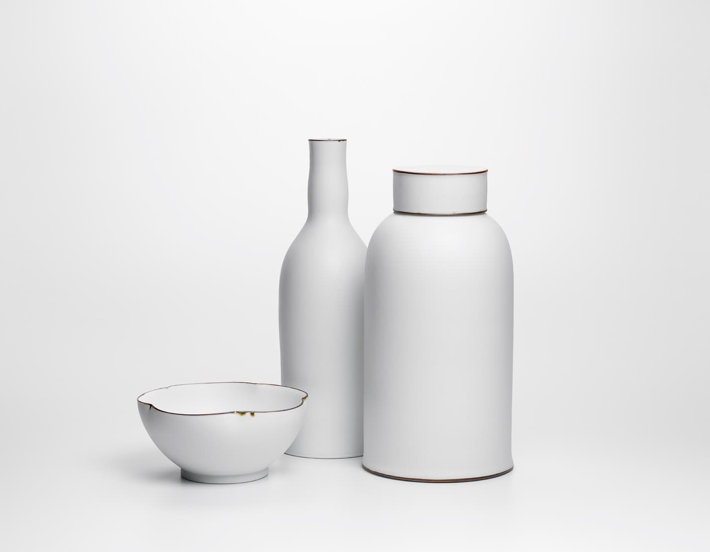 Kirsten Coelho, porcelain vessel arrangement from2014 portfolio. Photograph ©2014Grant Hancock.