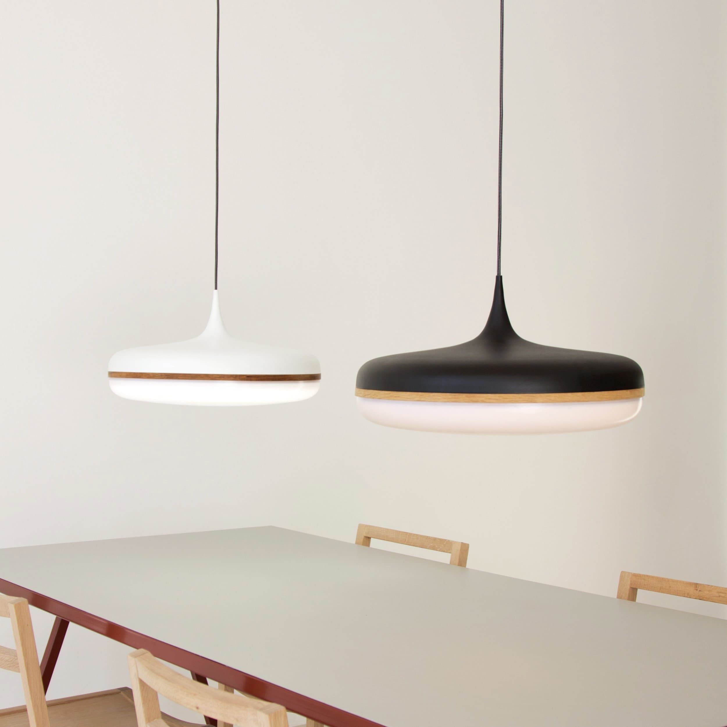 Viktor Legin, Droplet pendants in black and white