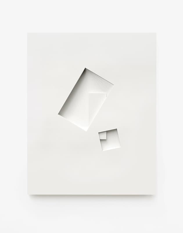 Bianca Chang, Comparative form in white (Shared prism, CCW), 2013 (replacement image)