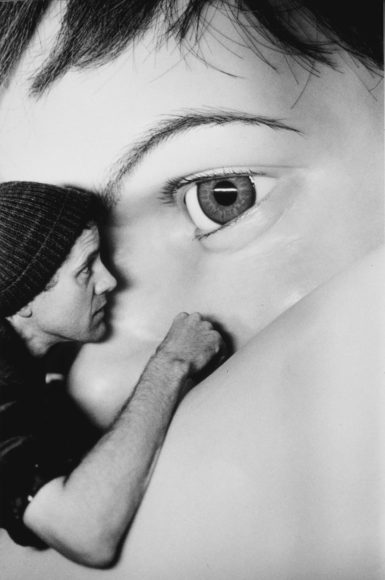 Gautier Deblonde: Ron Mueck working on Boy’s face, November27,2000.