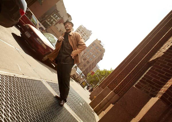 Romain Laurent, Tilt (2009): figure in a brown jacket