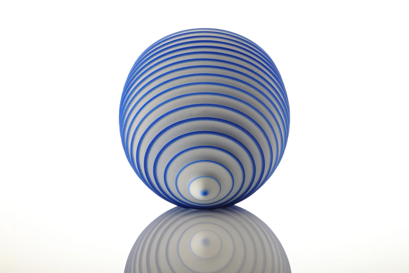 Representative work: Nicholas Lees, Small Blue Floating Bowl 20.02, 2020